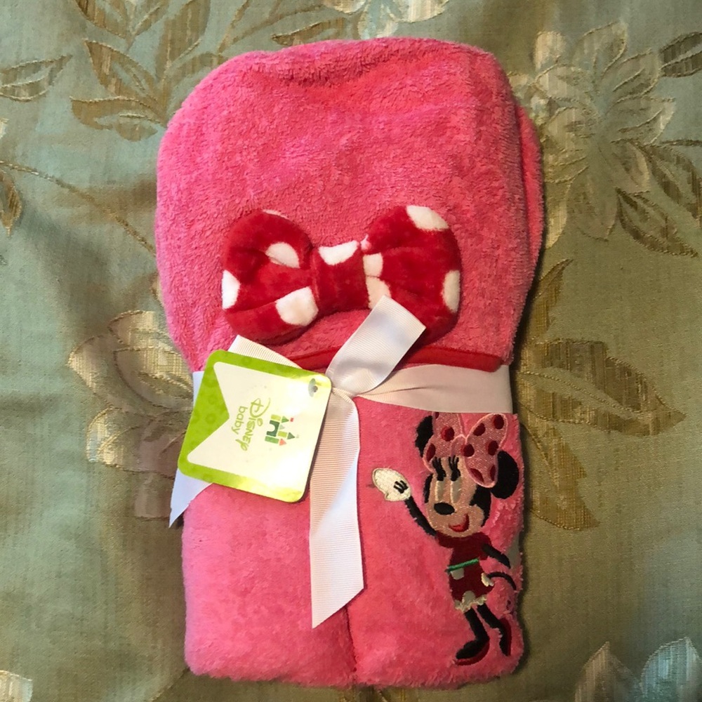 Disney baby bath set! NWT!